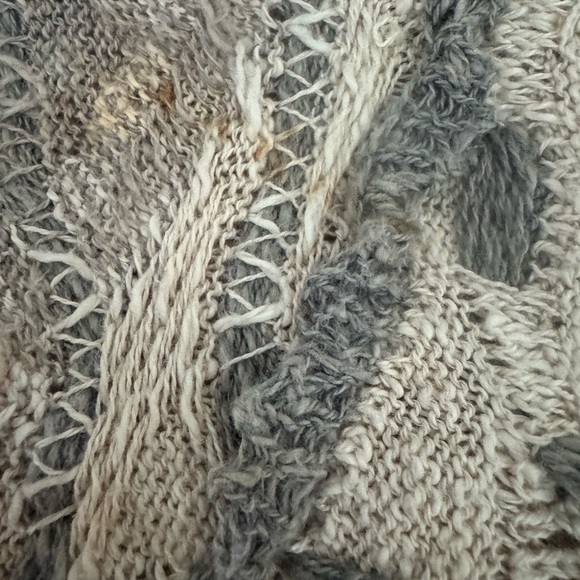 Coogi Classic Cardigan 5 Button Size XL V-Neckline 2 Pockets - Picture 11 of 12